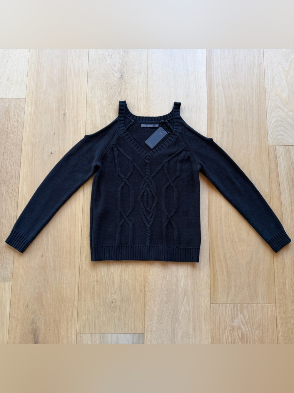 NWT Guess Cold-Shoulder Cable Knit V-Neck Sweater - Black, Size M
